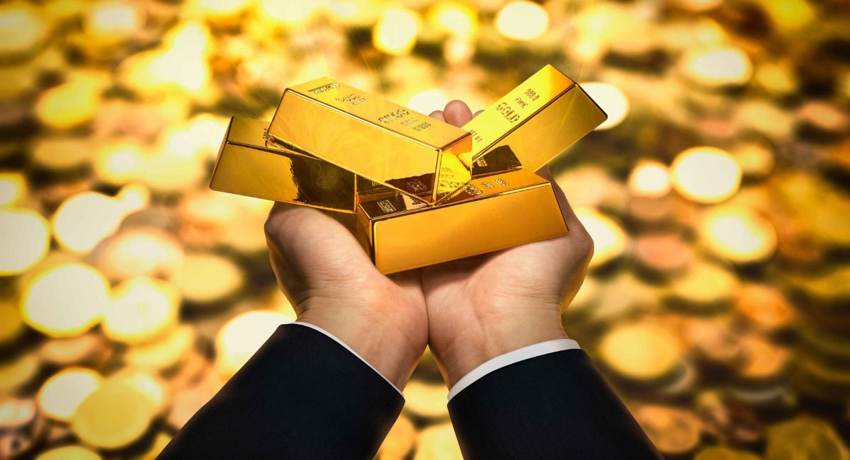 What crypto currency is backed by gold